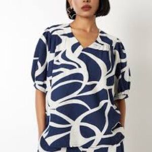 Escapada Navy and White Abstract Print Women's Top. Large